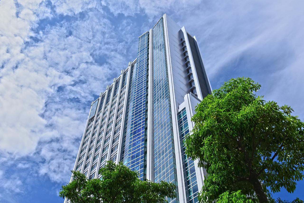 Hotel Silks Club Kaohsiung Esterno foto The building's facade