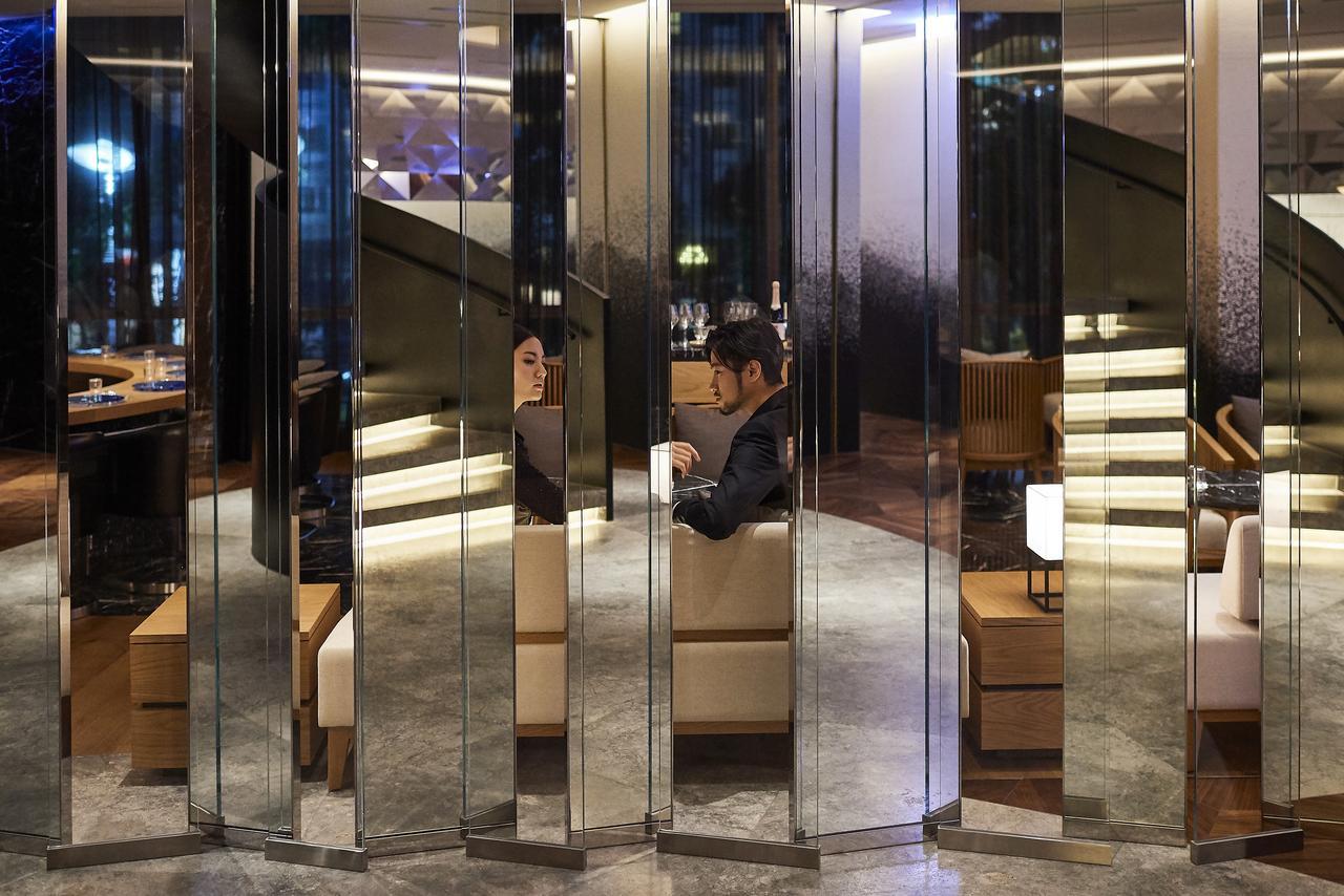 Hotel Silks Club Kaohsiung Esterno foto The lobby of the hotel