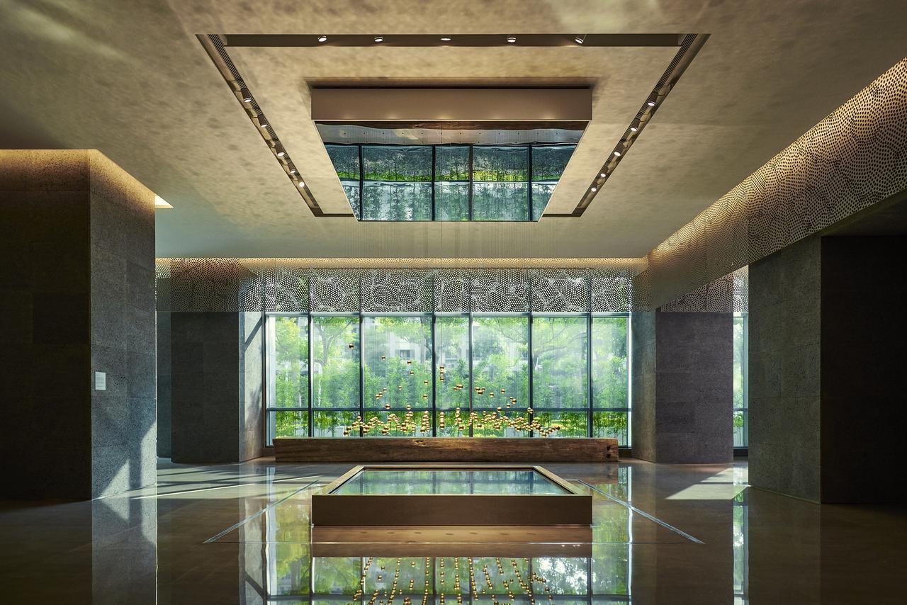 Hotel Silks Club Kaohsiung Esterno foto The lobby of the hotel