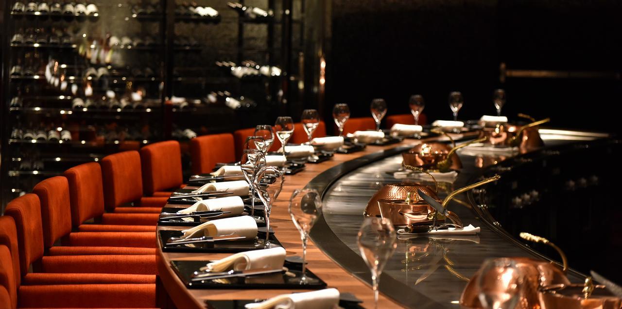 Hotel Silks Club Kaohsiung Esterno foto Restaurant in the Mandarin Oriental, Munich
